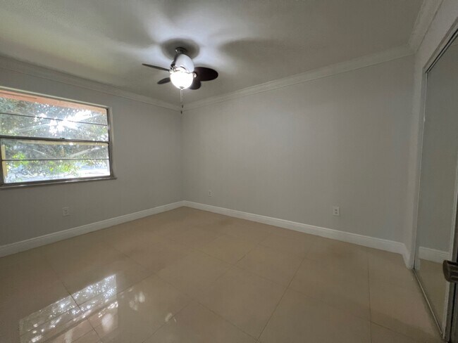 Building Photo - 7061 SW 129th Ave