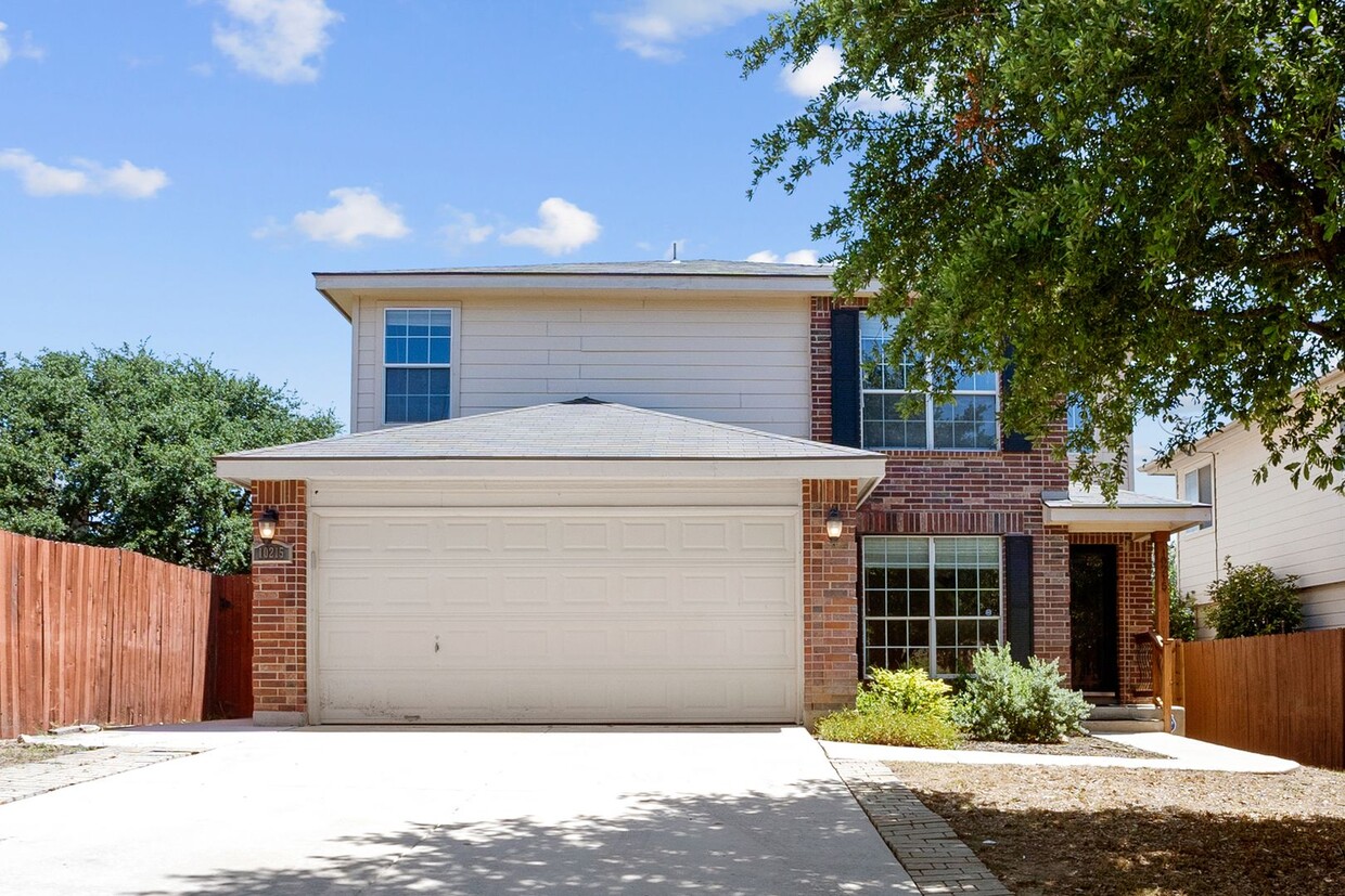 Foto principal - Beautiful Rental Home in NW San Antonio!!!