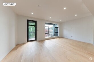 Building Photo - 130 Diamond St