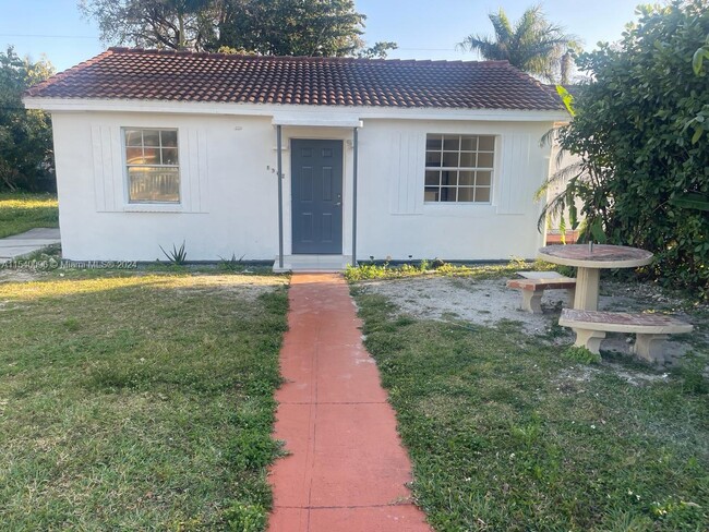 Building Photo - 1362 NW 102nd St