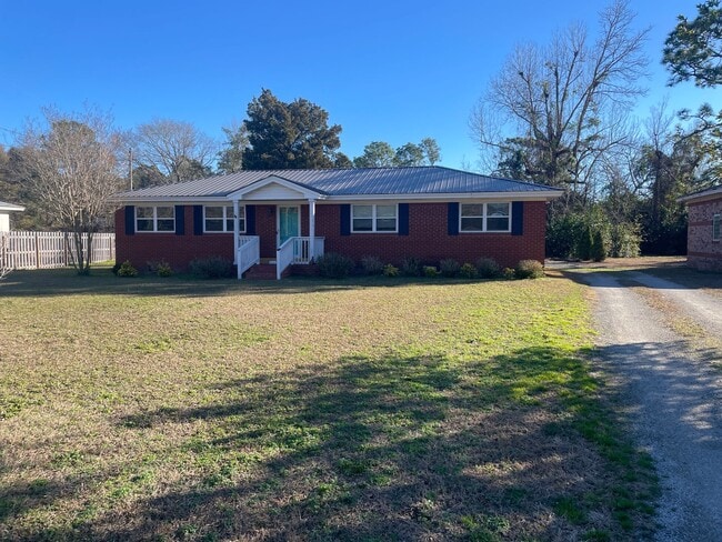 Building Photo - Home Located in Central Wilmington