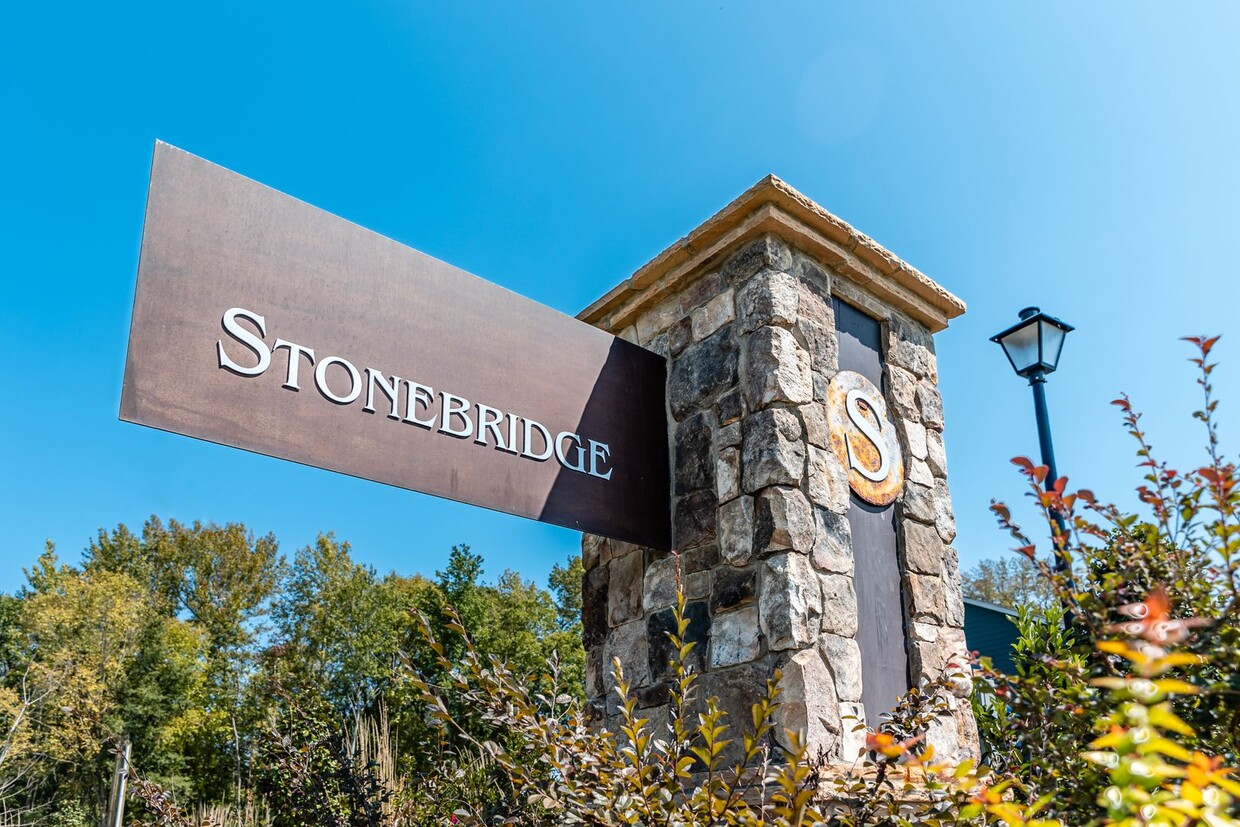 Foto principal - June Move-In...NEW 4BD/2.5BTH Stonebridge ...