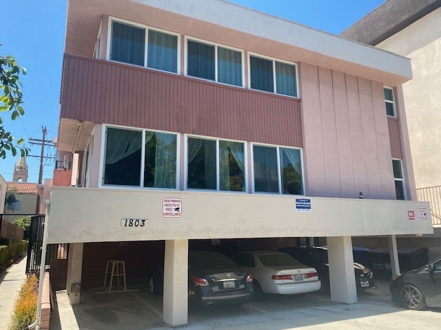Building Photo - 1803 N Berendo St