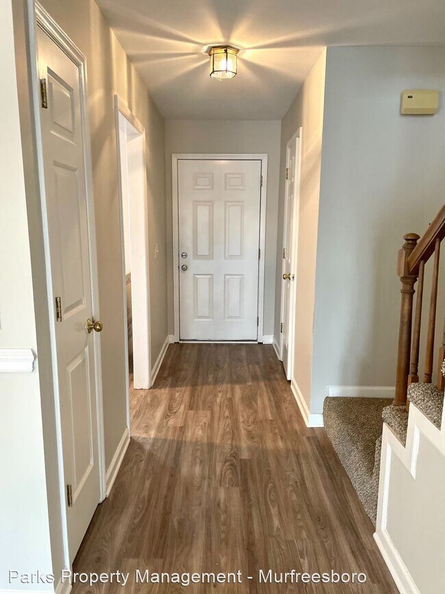 Building Photo - 2 br, 2.5 bath House - 1821 Lexington Trace