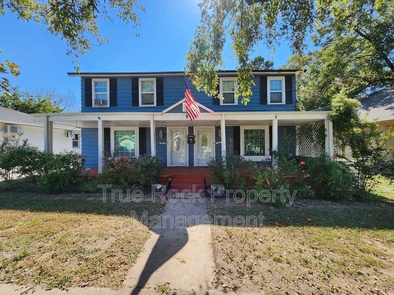 Primary Photo - 511 E 14th St