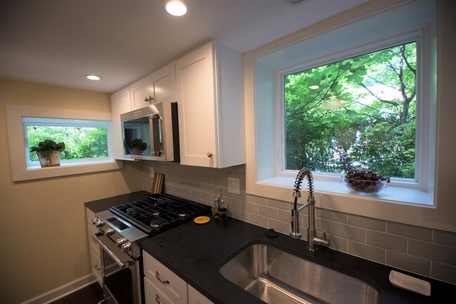 Kitchen Aid stainless appliances - 1864 Park Rd NW