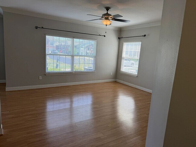 Foto del edificio - 11620 Tomahawk Creek Pkwy