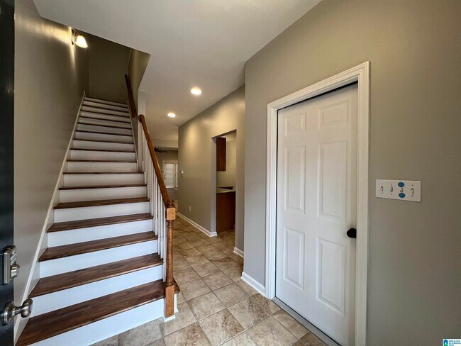 Foto del edificio - 1648 Savannah Park Ln