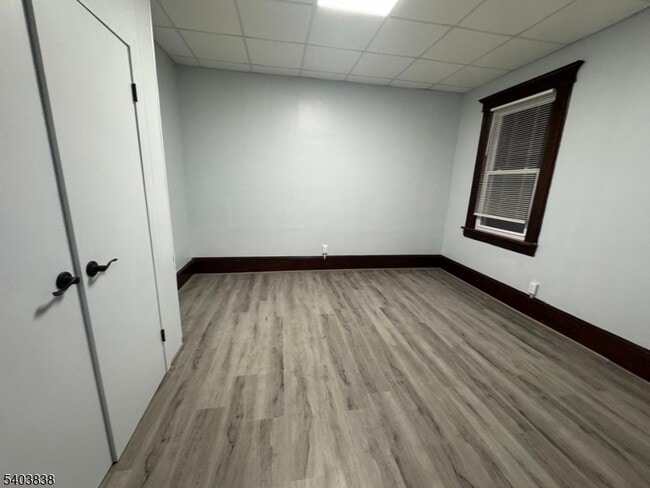 Foto del edificio - 422 Trenton Ave