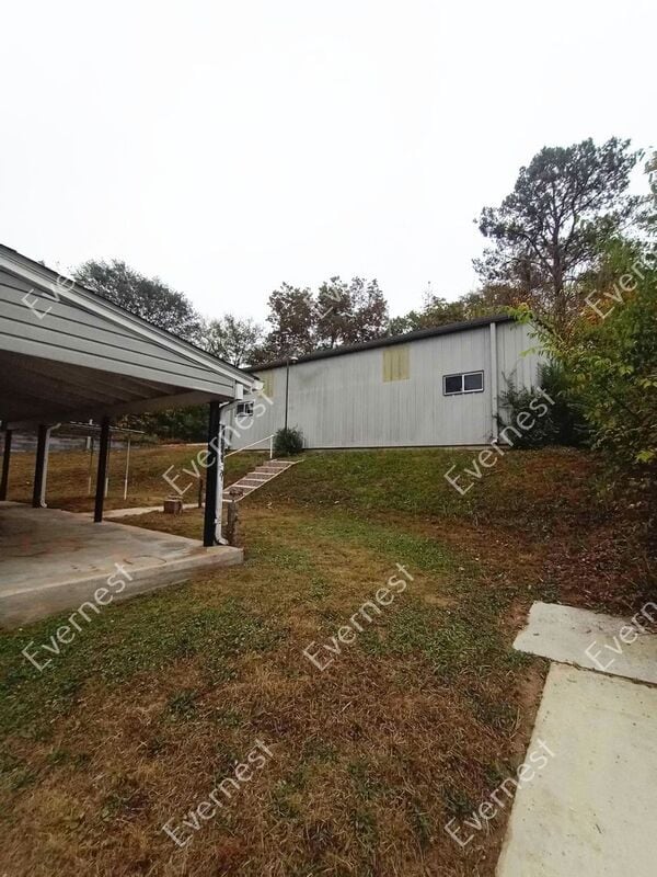 Building Photo - 1529 30th Street Ensley