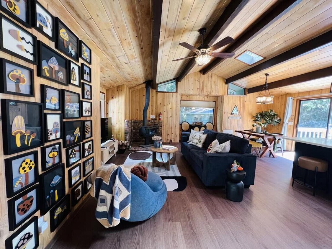 Foto principal - 521 Ellwood Dr