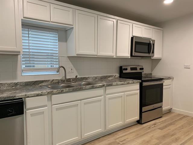 Foto del edificio - 1046 W Collins St