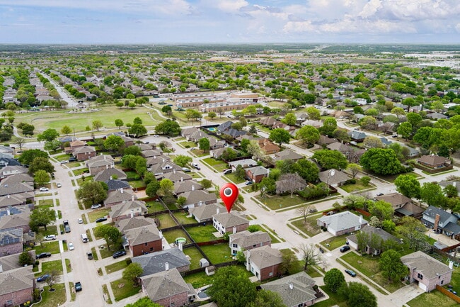 Foto del edificio - 2119 Oleander Way