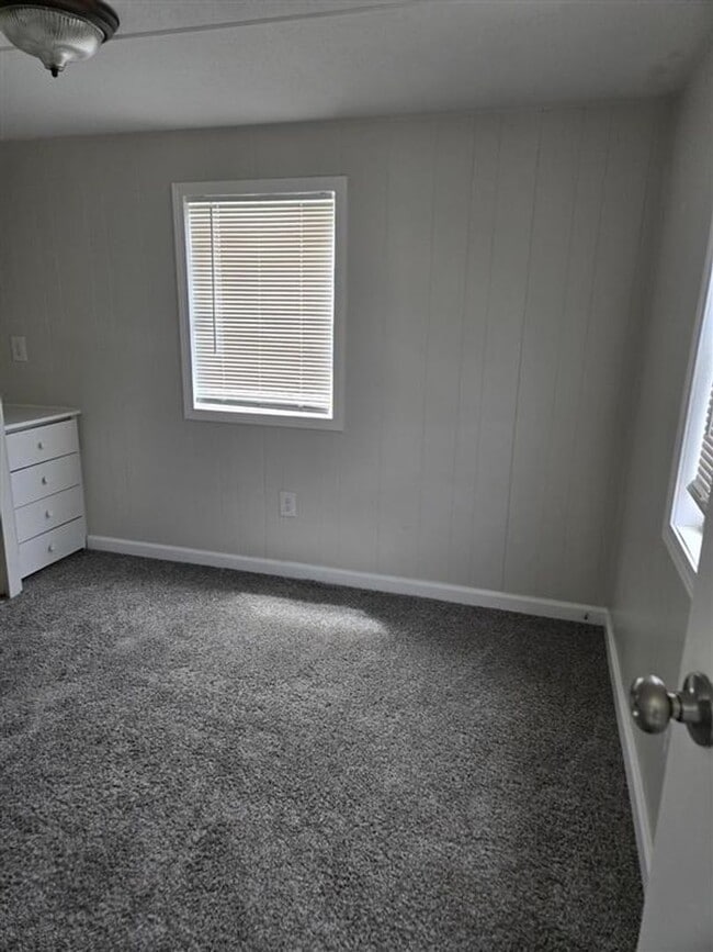 Building Photo - Adorable 1 bedroom 1 bath home