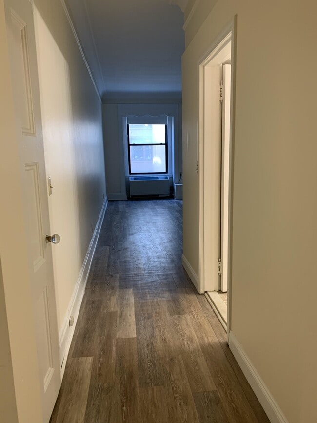 Building Photo - 62 Boylston St