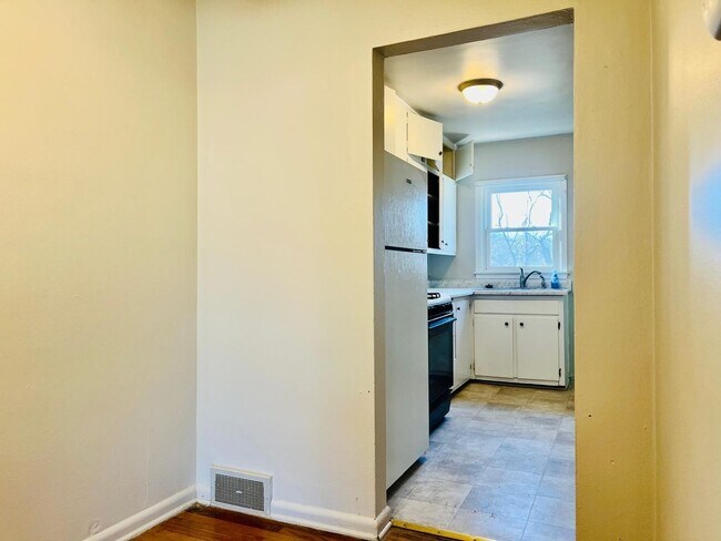 Foto del edificio - Charming 1BR House in Des Moines