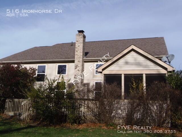 Building Photo - 516 Ironhorse Dr