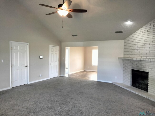 Building Photo - 1808 Erinn Pl