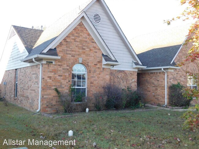 Foto del edificio - 5 br, 2 bath House - 2573 Baird Drive
