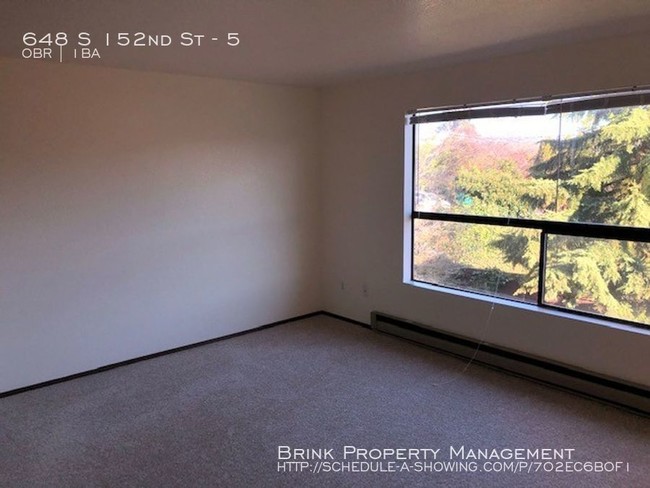 Building Photo - Nice Studio Apartment, Great Location!