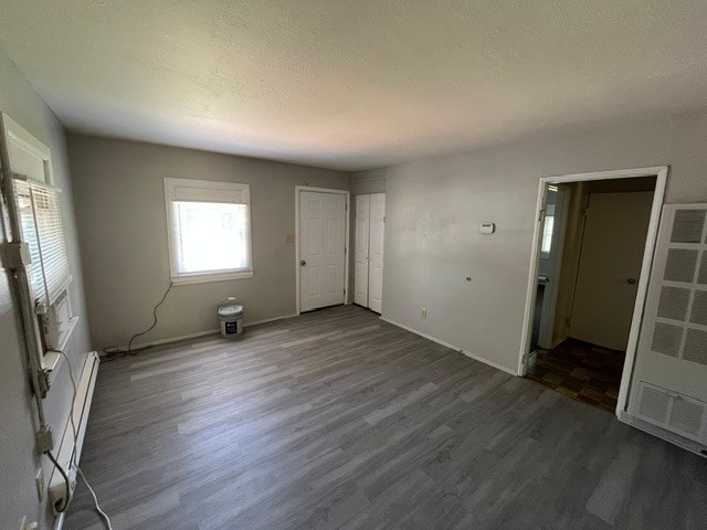 Building Photo - 2919 Sommers Dr