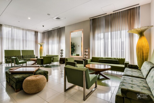 Foto del edificio - 123 S Green St