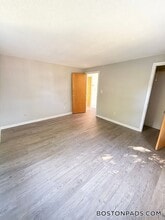 Building Photo - 53 Ridgewood Ln