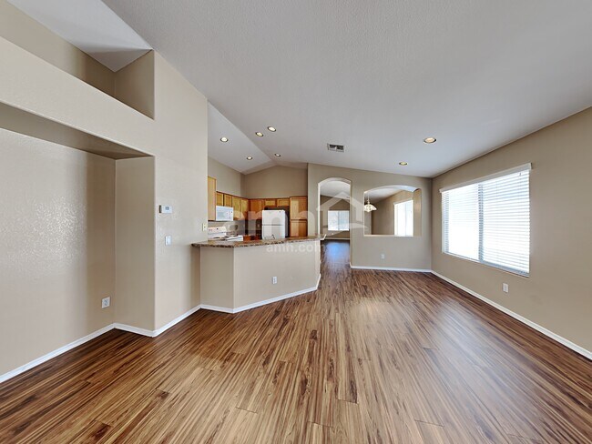 Foto del edificio - 40005 N Messner Way
