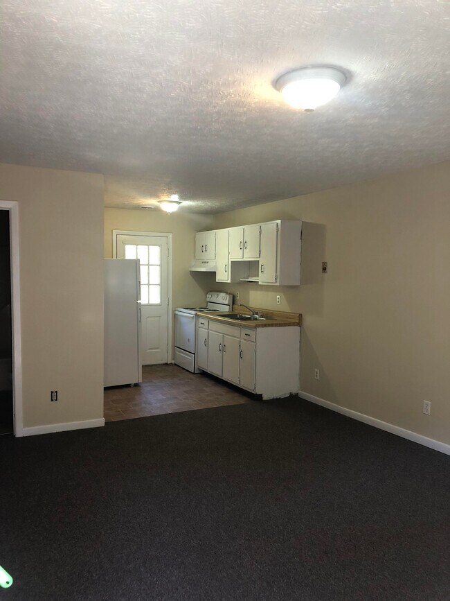 Kitchen - 150 Mill Branch Rd