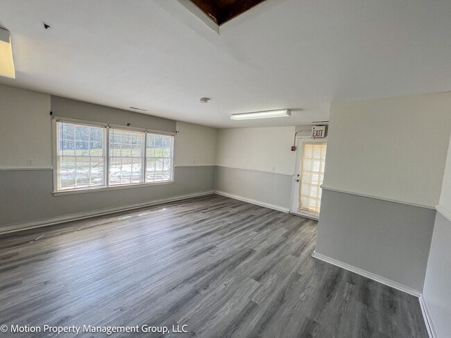 Foto del edificio - 7410 Union Grove Rd