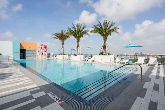 Interior Photo - Core Link at Douglas