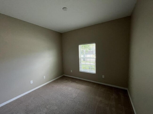 Foto del edificio - 12119 Ledbury Commons Dr