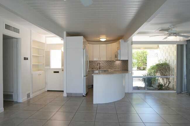 Foto del edificio - 471 Sandpiper St