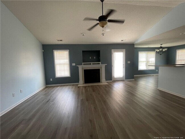 Foto del edificio - 1413 Avoncroft Dr