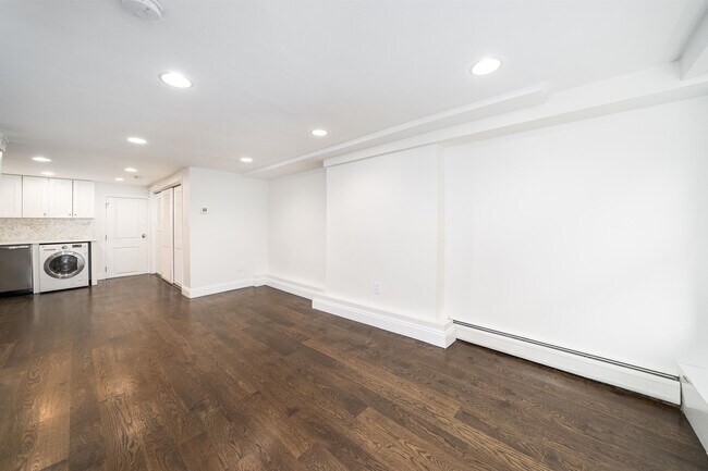 Foto del edificio - 232 1/2 3rd St