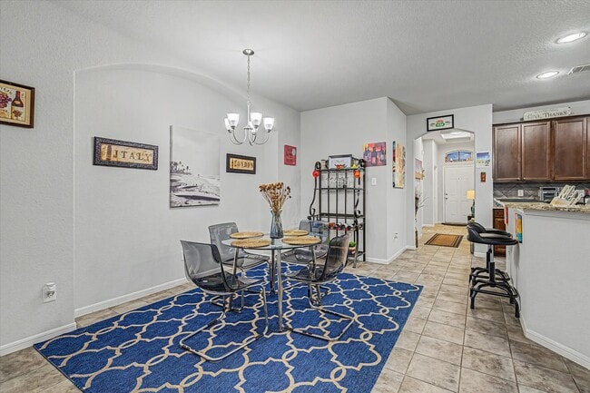 Building Photo - 16534 Twinwalker Drive