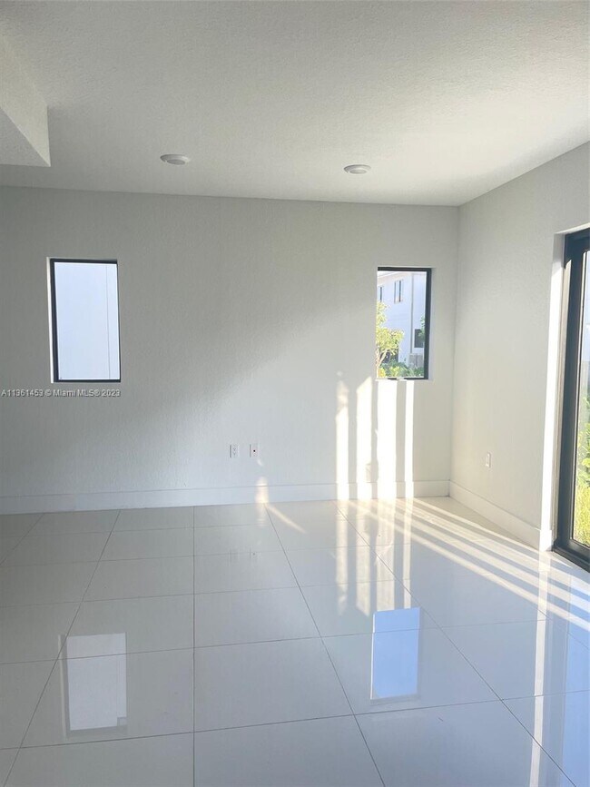 Foto del edificio - 1179 NW 2nd St