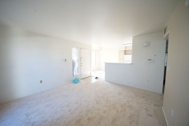 Building Photo - NO SHOWINGS until 12/16/2023