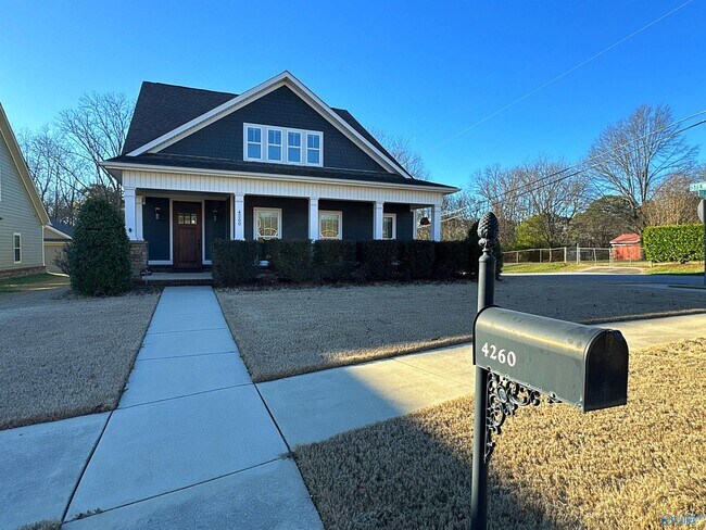 Foto del edificio - 4260 Sullivan St