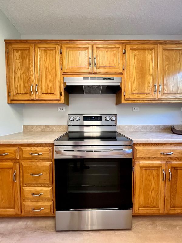 Foto del edificio - 1344 N Ridge Pkwy
