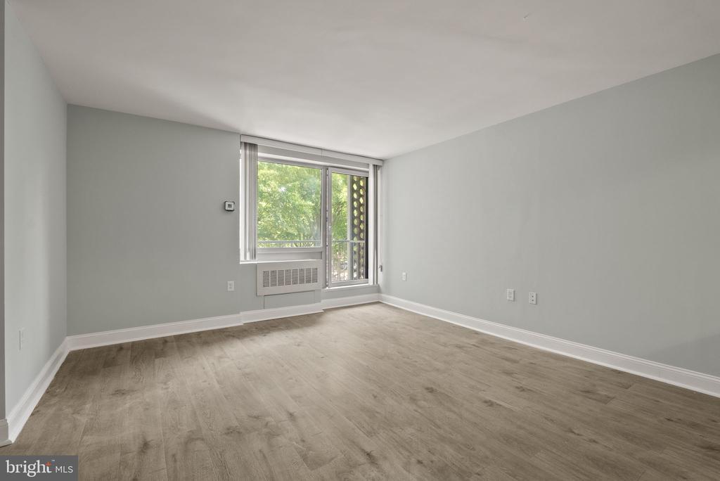 Primary Photo - 800 4th St NW