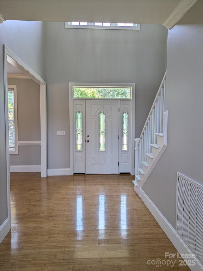 Building Photo - 103 Hickory Hill Rd