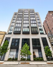 Building Photo - 508 W Diversey Pkwy