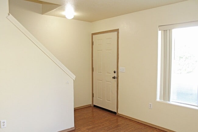 Building Photo - 3548 SE 119th Ave