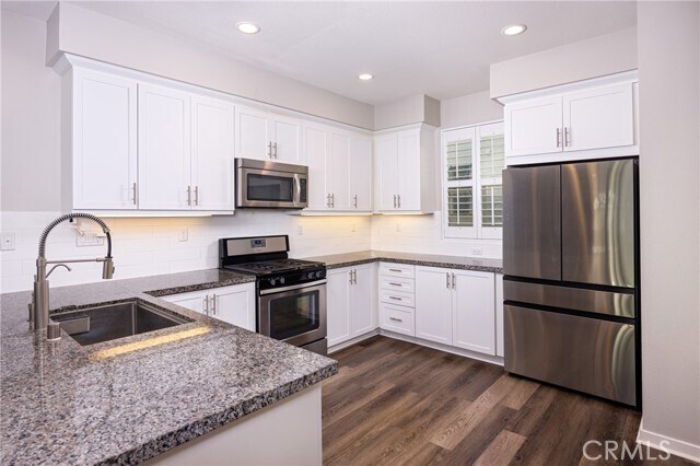 Building Photo - 21412 Dahlia Ct