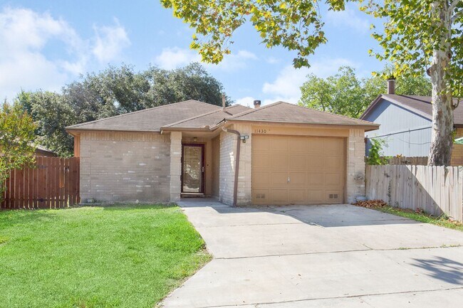 Building Photo - Charming 3-Bedroom, 2-Bath Open Concept Ho...