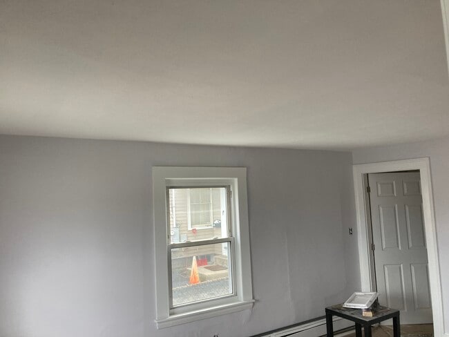 Building Photo - 15 Bolivar St