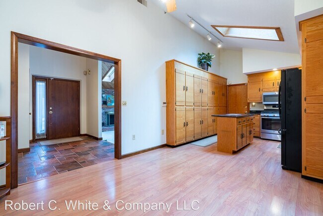 Building Photo - 3 br, 2.5 bath House - 11 Woodduck Farms Rd