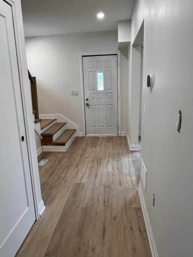 Building Photo - 45 Berryman Ave