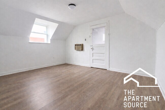 Foto del edificio - 1626 N Fairfield Ave